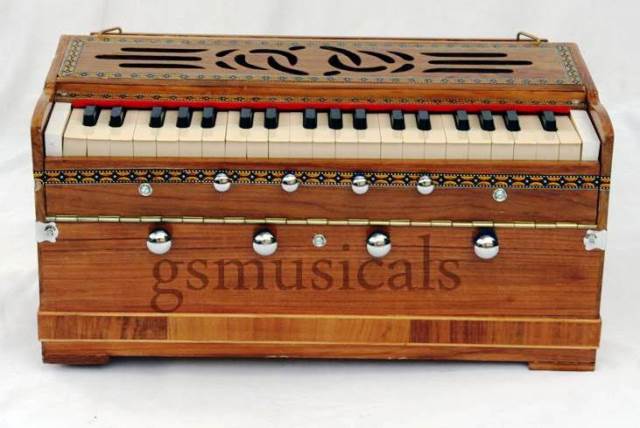 HARMONIUM STANDARD GSM044